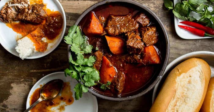 Tự tay làm bánh mì sốt vang ngon đúng điệu cho cả gia đình