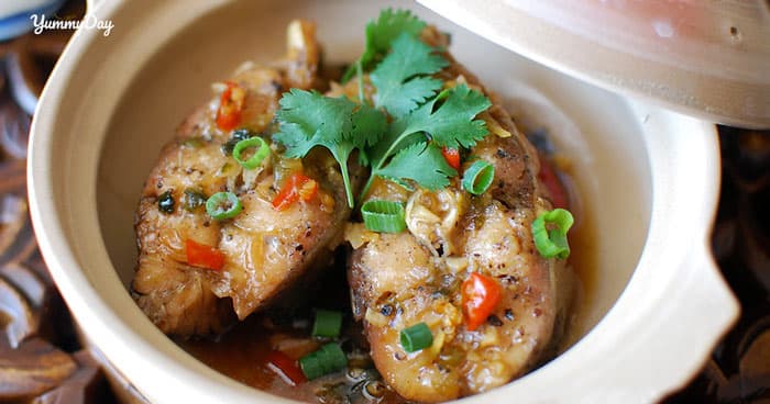 Cùng vào bếp thực hiện cá bớp kho tộ hấp dẫn cho gia đình