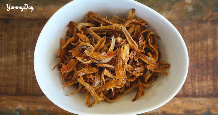 Cách làm cá cơm chiên giòn đơn giản cho bữa cơm thêm ấm cúng