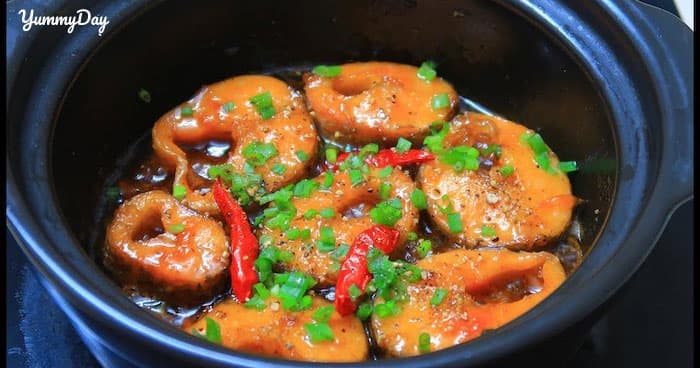 Cá lóc kho tiêu chuẩn vị miền Tây cho bữa cơm gia đình