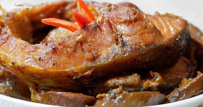 Cách làm cá mè kho nghệ - món ăn tinh túy ẩm thực Việt