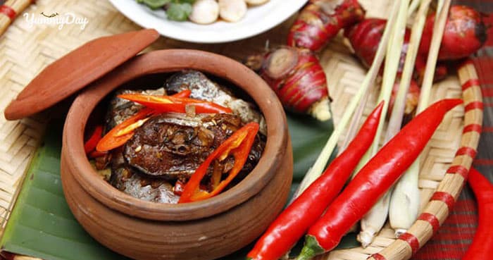 Cách làm món cá trê kho riềng cho bữa cơm ngon tuyệt vời
