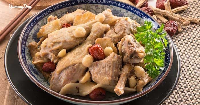 Cách làm vịt tiềm hạt sen ngon ngất ngây