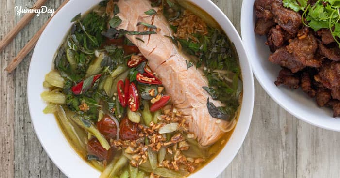 Cách nấu canh chua cá hồi ngon không thể cưỡng lại nổi