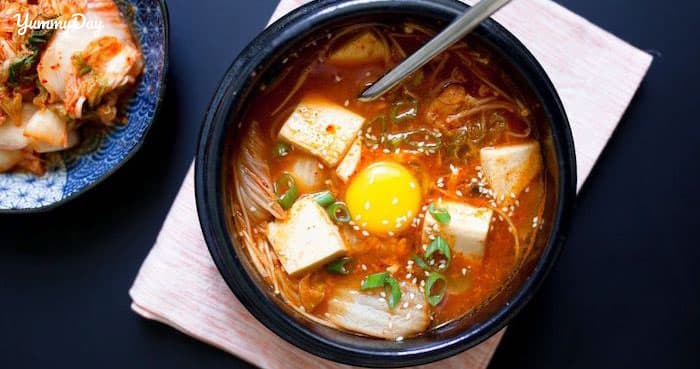 Nhẹ nhàng với món canh kim chi trứng thơm ngon đầy đủ dưỡng chất