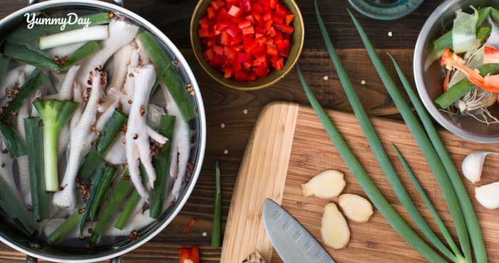 Cách làm chân gà hấp hành vừa ngon vừa dễ ai ăn cũng mê