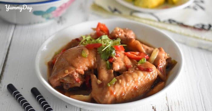 Cách làm gà kho gừng thơm phức cho bữa cơm gia đình