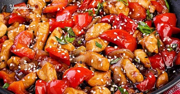 Gà xào ớt chuông hương vị đặc biệt thơm ngon khó chối từ