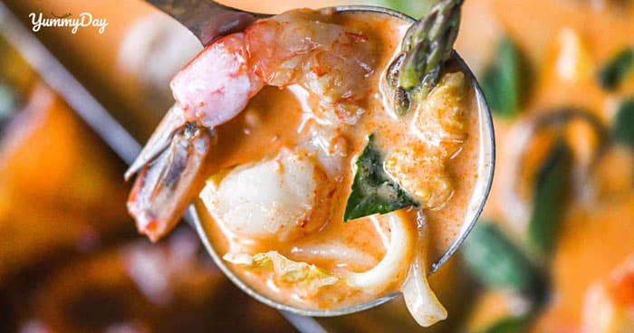 Cách nấu lẩu tôm chua cay thơm ngon ngất ngây con gà Tây