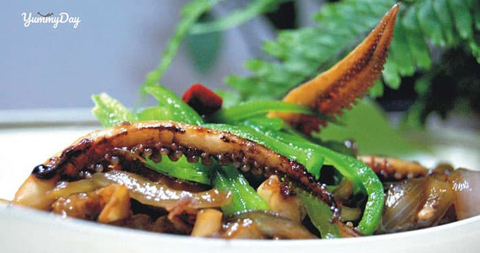 Tuyệt chiêu làm món mực xào hành tây thơm ngon tuyệt hảo