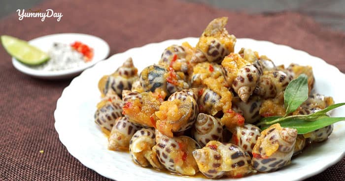 Cách làm ốc hương xào trứng muối hấp dẫn cho những ngày mưa