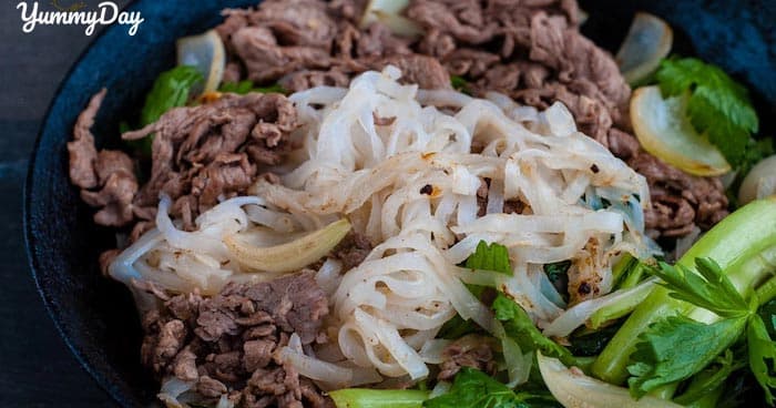 Cách làm phở xào bò thơm ngon, đơn giản tại nhà