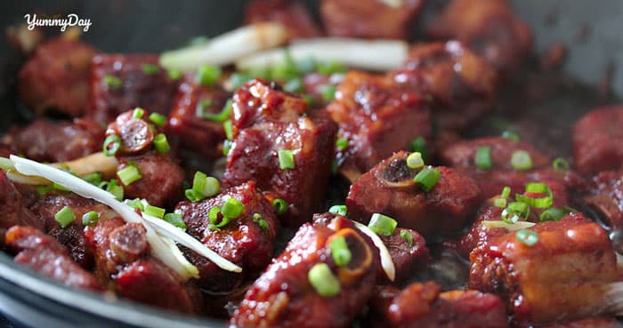 Cách làm sườn kho tộ thơm nức nở mà lại ngon ngất ngây