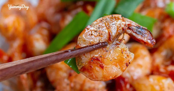 Bật mí chị em cách nấu tôm kho tàu vừa thơm ngon vừa đậm đà