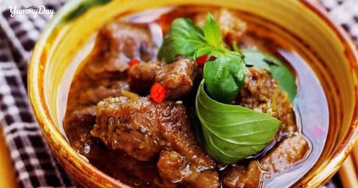 Cách làm vịt kho sả ớt đơn giản cho bữa tối đậm vị