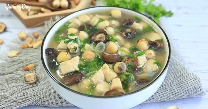 Cách nấu canh gà hạt sen tẩm bổ cho cả gia đình