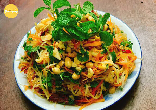 Cách làm nộm đu đủ bò khô ngon