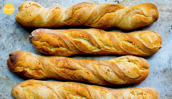 Tiến hành làm bánh mì dài baguette thôi nào