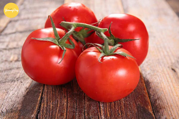Cà chua nguyên liệu không thể thiếu trong món ăn này